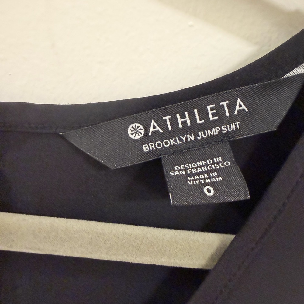Athleta Brooklyn Jumpsuit Black Sleeveless – Size 0 - Picture 5 of 7